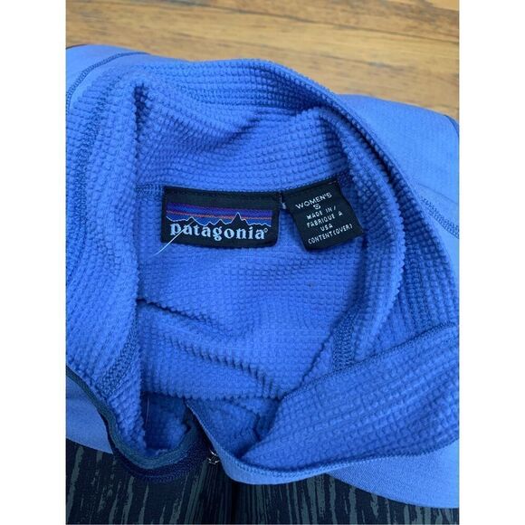 Patagonia FLEECE LINED Base Layer SWEAT SHIRT TOP 1/4 Zip SZ SMALL purple blue - Picture 7 of 7